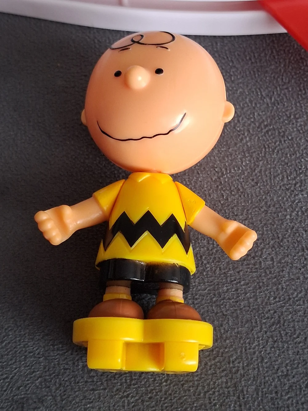 Charlie Brown & Snoopy Playset - Yellow, White, Blue
